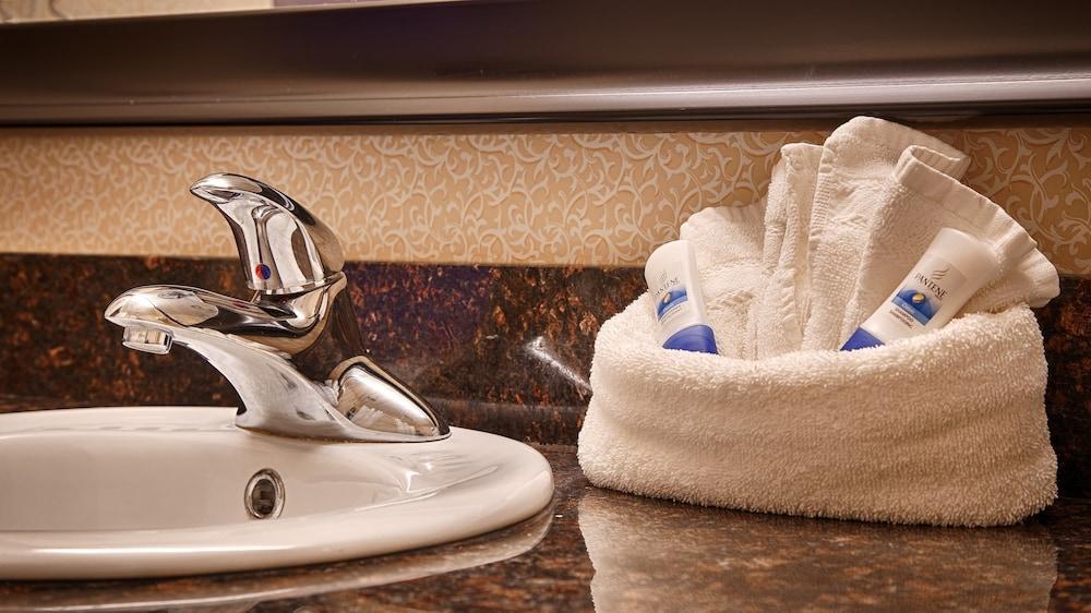 Best Western North Roanoke Troutville Экстерьер фото