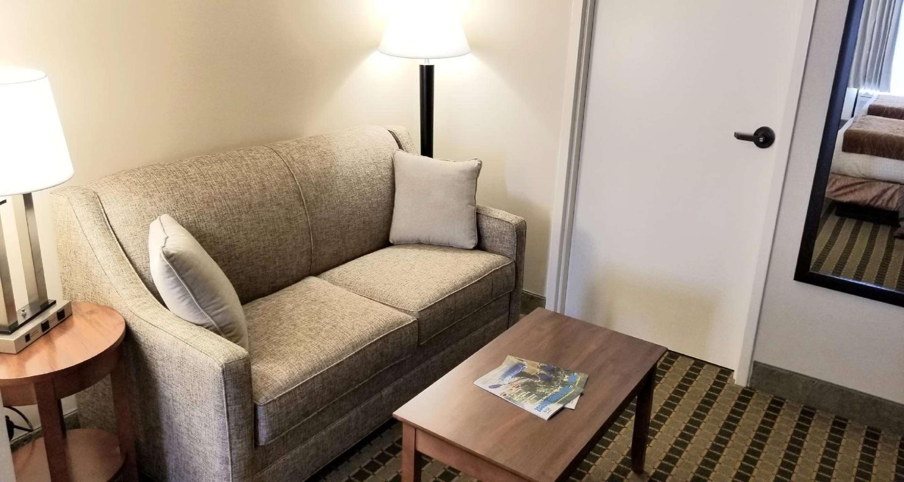 Best Western North Roanoke Troutville Экстерьер фото