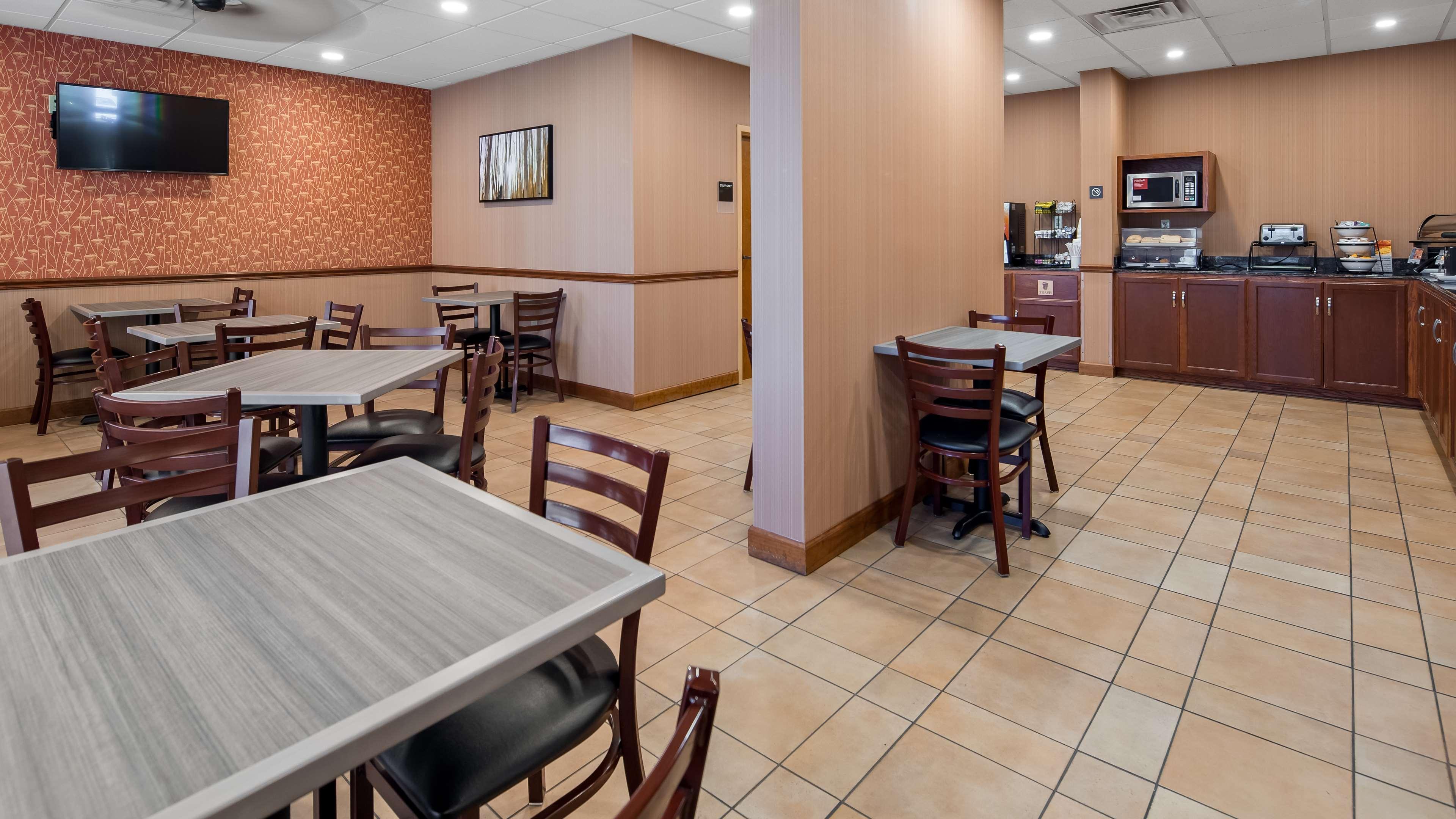 Best Western North Roanoke Troutville Экстерьер фото