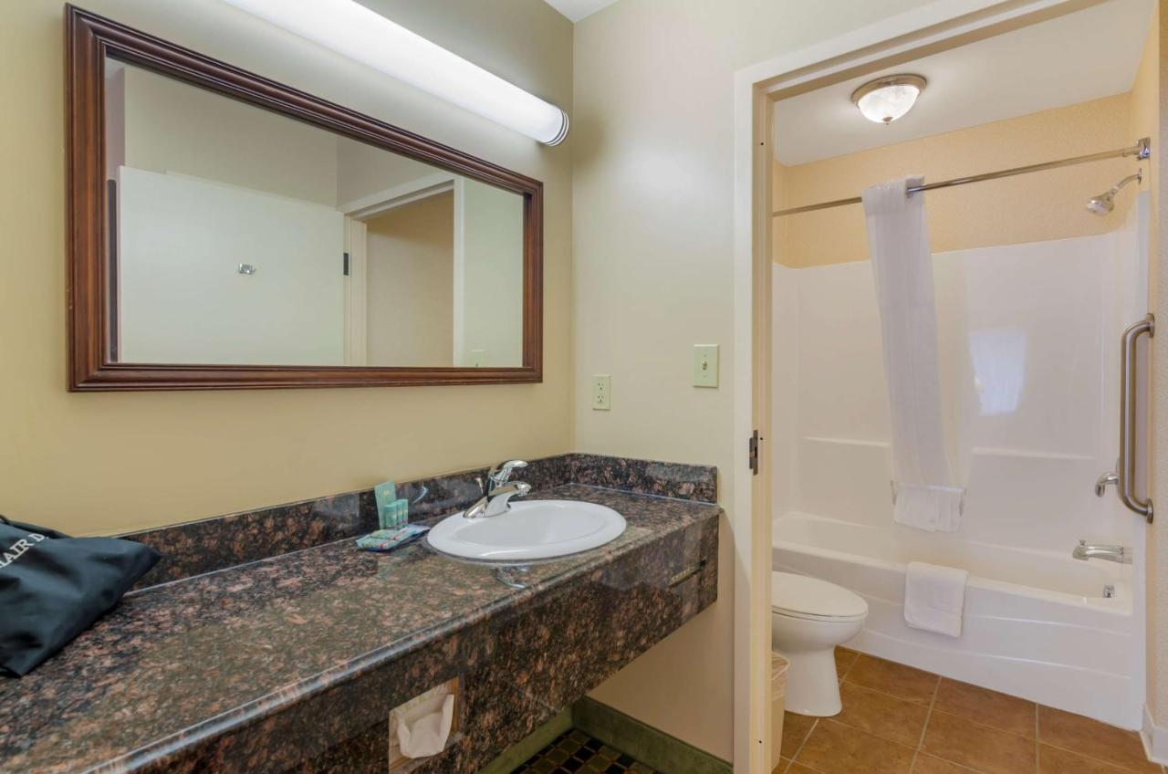 Best Western North Roanoke Troutville Экстерьер фото